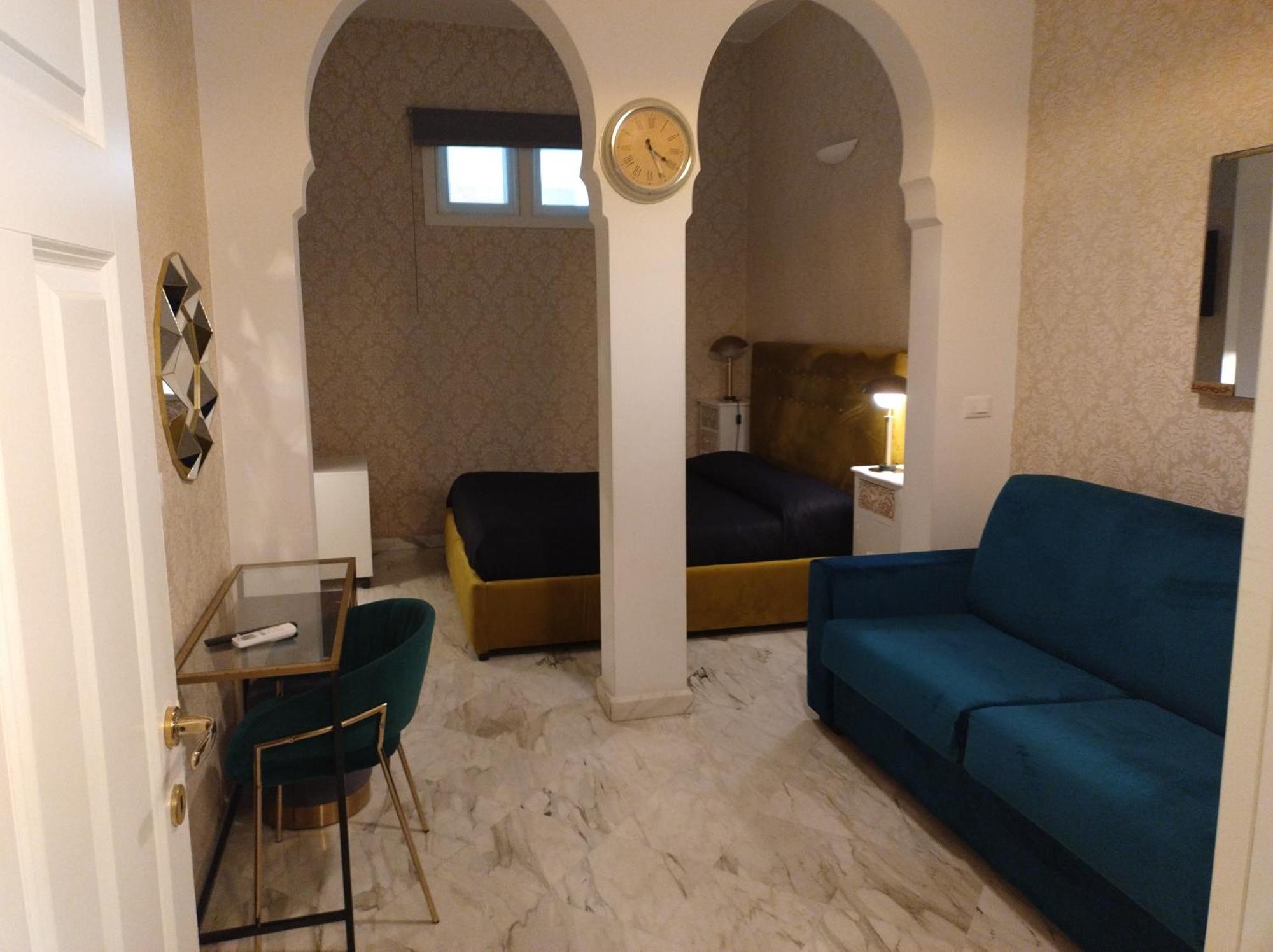Mini Incity-close Train Station And Port- Salerno