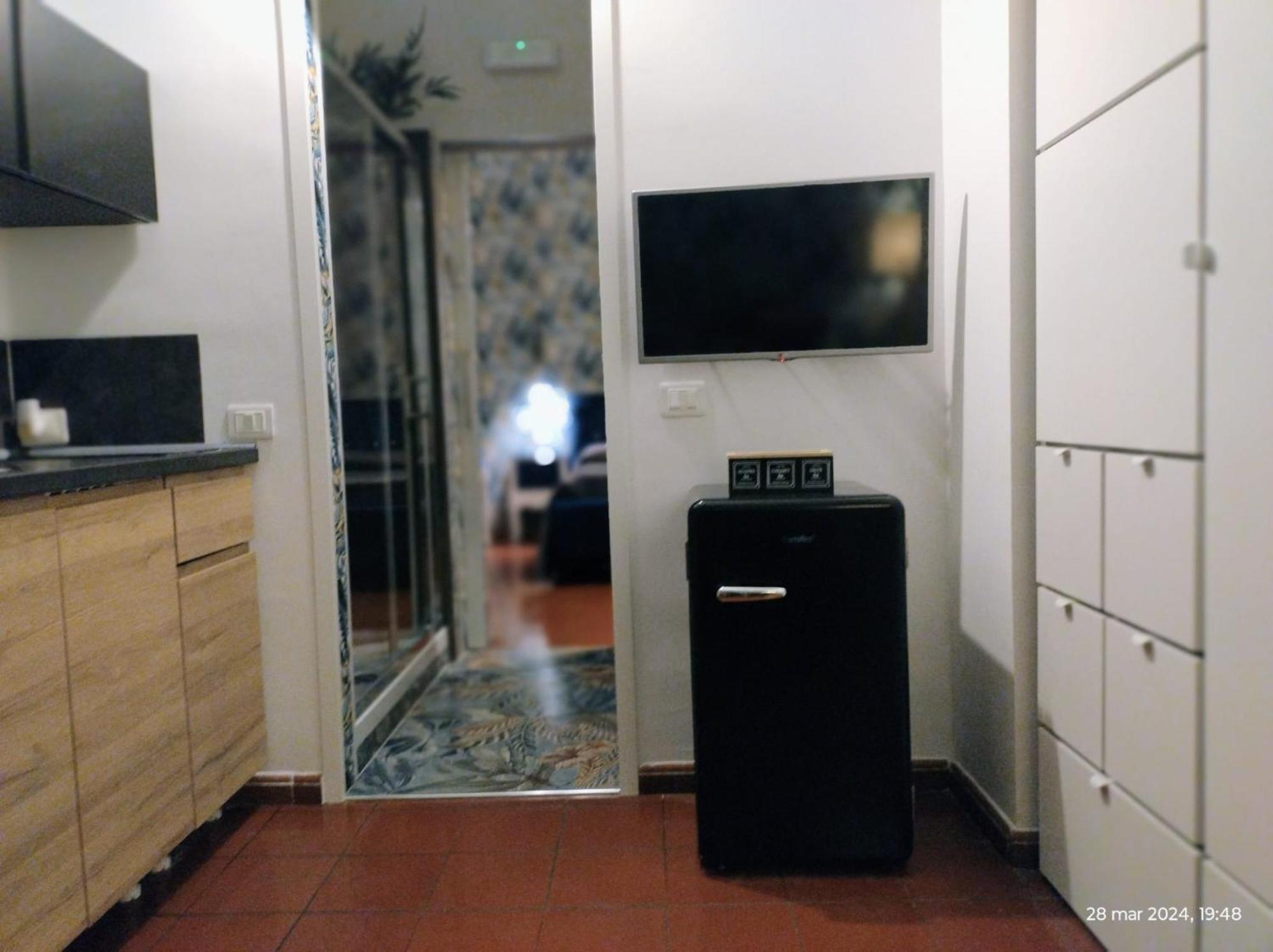 Mini Incity-close Train Station And Port- Salerno